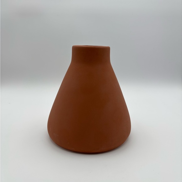 Terracotta Vase - Picture 1 of 8